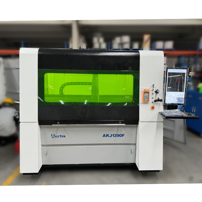 JINAN Attrezzature per l'indus - Industrial Laser Price recensione e prezzo