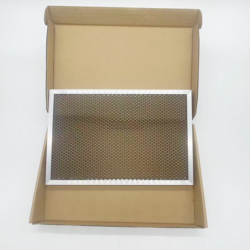 Tavolo di Lavoro Universale a  - Honeycomb Laser Bed recensione e prezzo